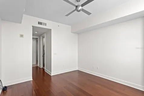 1350 Main Street Sarasota FL 34236