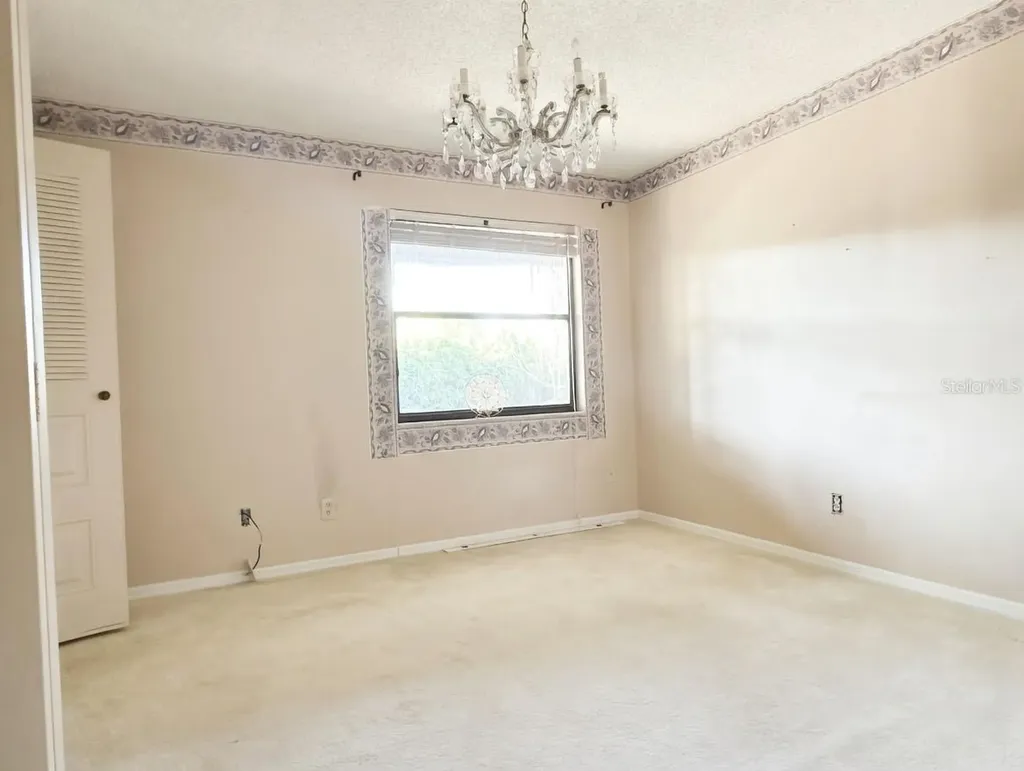 628 Timber Lane Tarpon Springs FL 34689