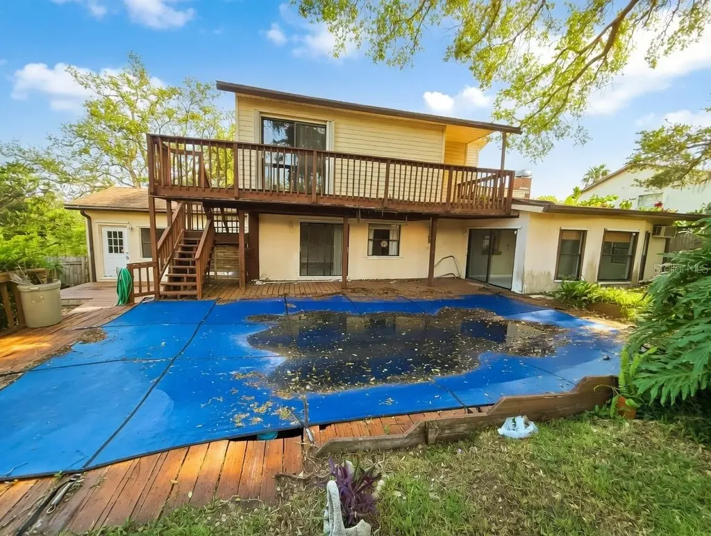 628 Timber Lane Tarpon Springs FL 34689