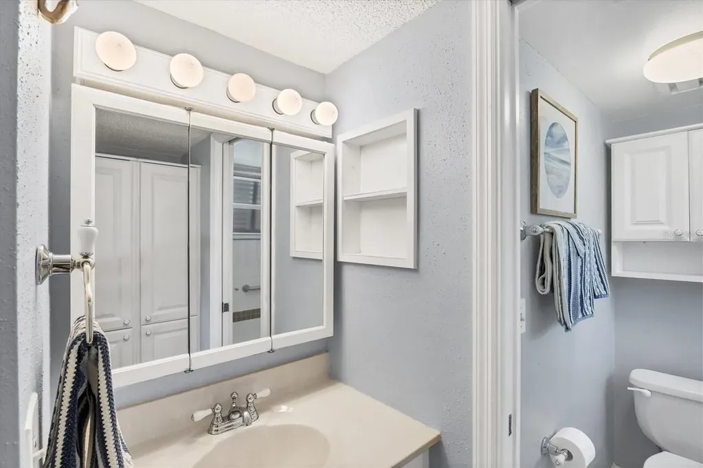 404 Cerromar Circle N Venice FL 34293