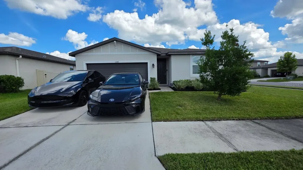 3308 Poppy Snow Place Zephyrhills FL 33540