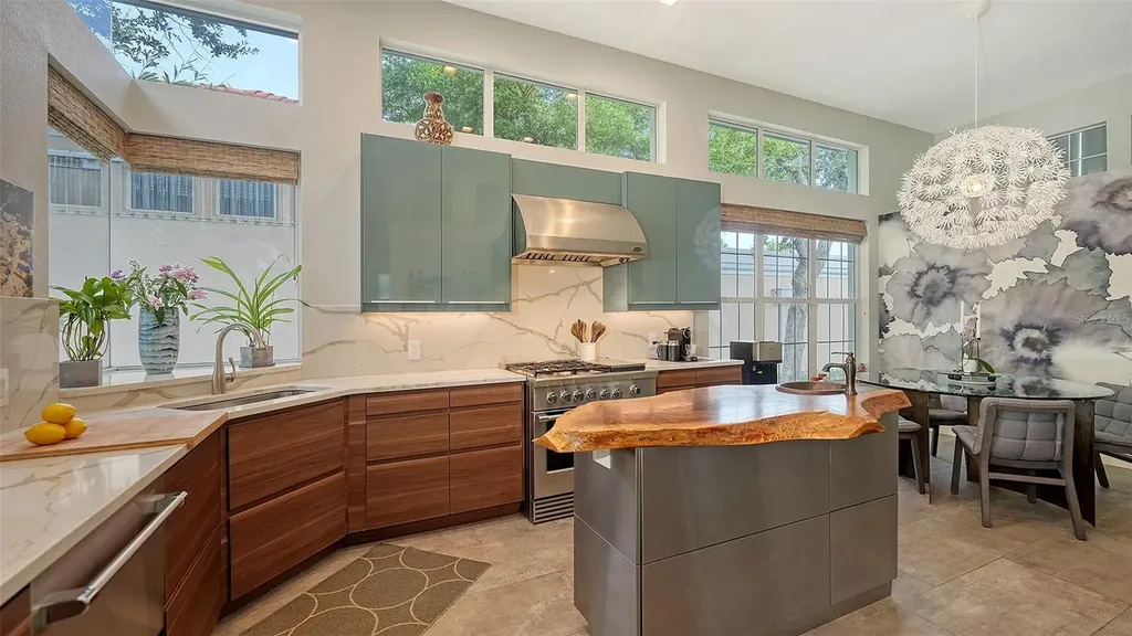 3613 Fair Oaks Place Longboat Key FL 34228