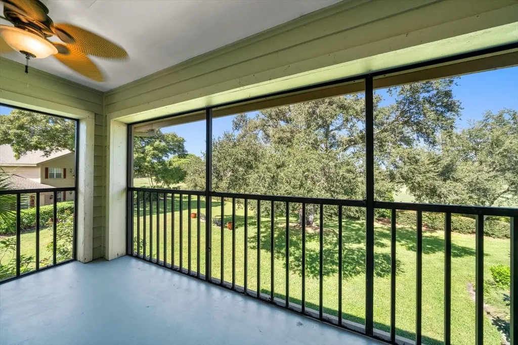 75 Pelican Place Belleair FL 33756