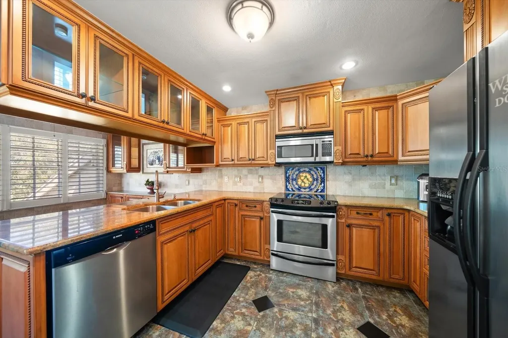 75 Pelican Place Belleair FL 33756