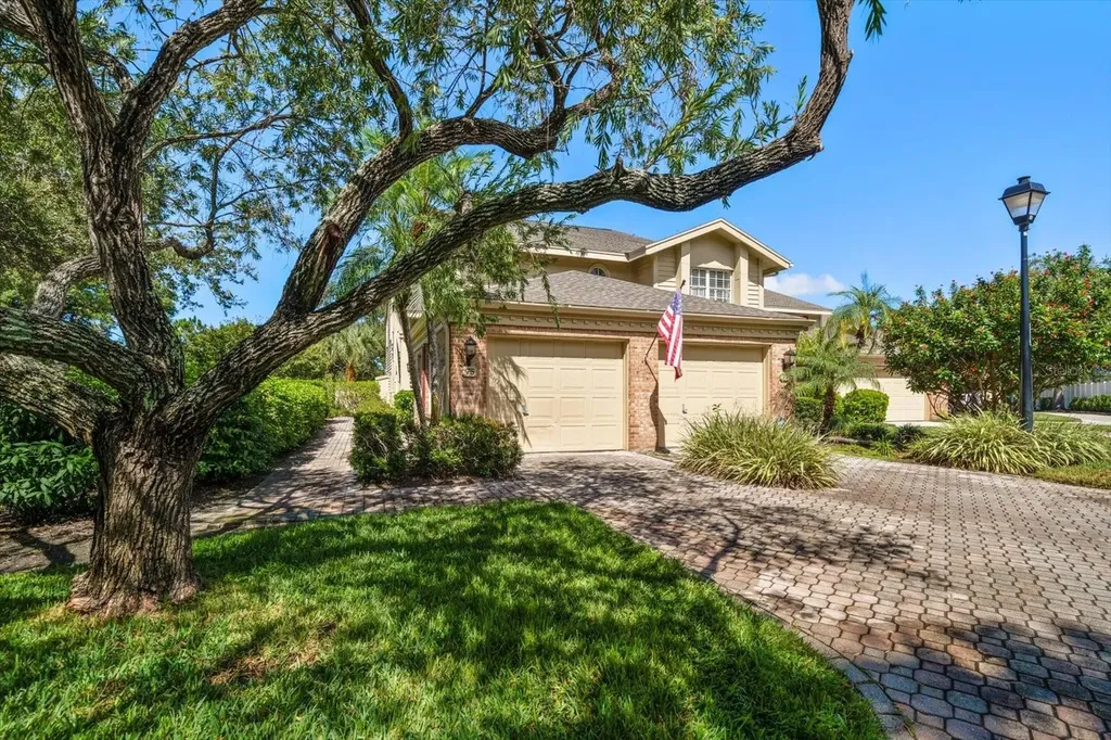 75 Pelican Place Belleair FL 33756
