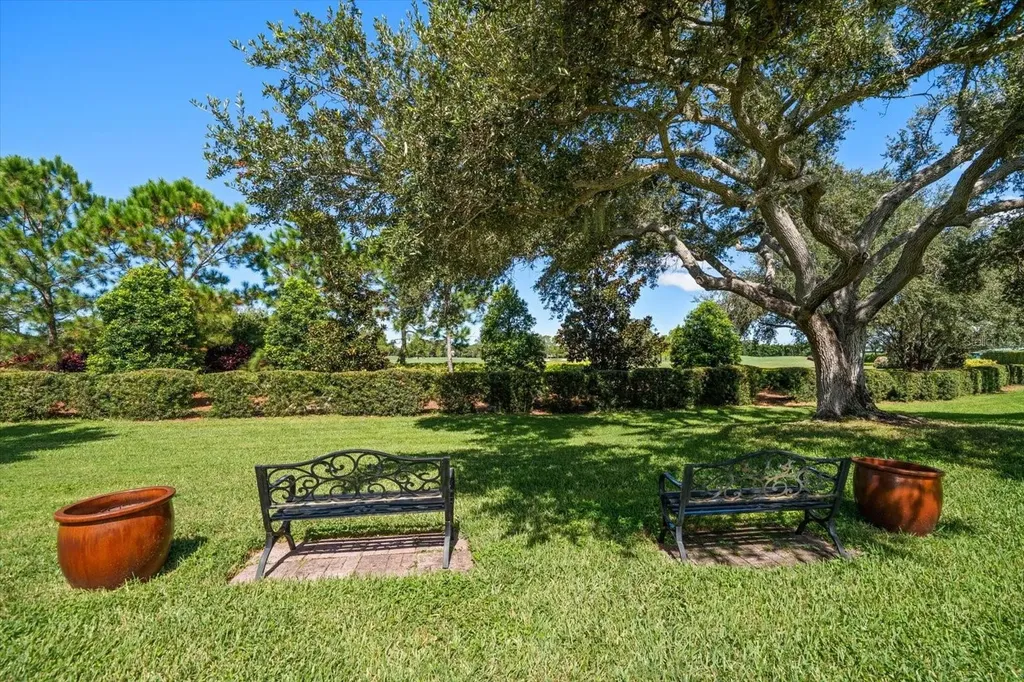 75 Pelican Place Belleair FL 33756