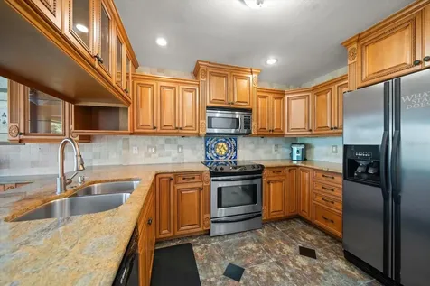 75 Pelican Place Belleair FL 33756