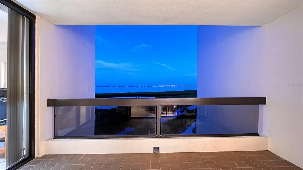 1932 Harbourside Drive Longboat Key FL 34228