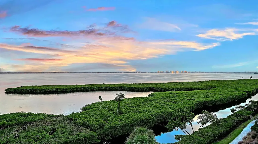 1932 Harbourside Drive Longboat Key FL 34228