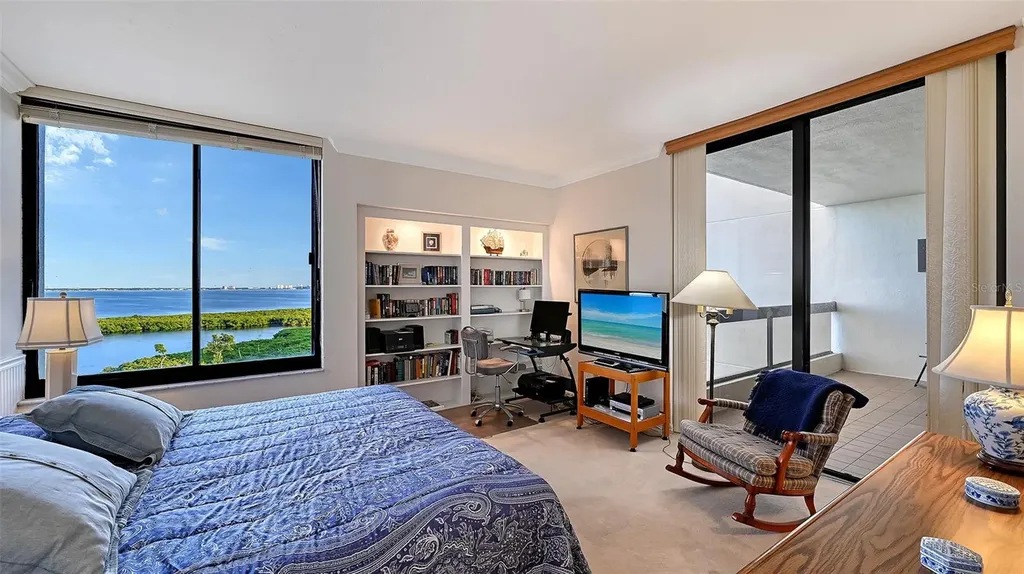 1932 Harbourside Drive Longboat Key FL 34228