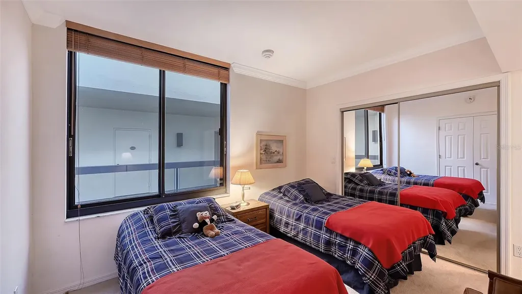 1932 Harbourside Drive Longboat Key FL 34228