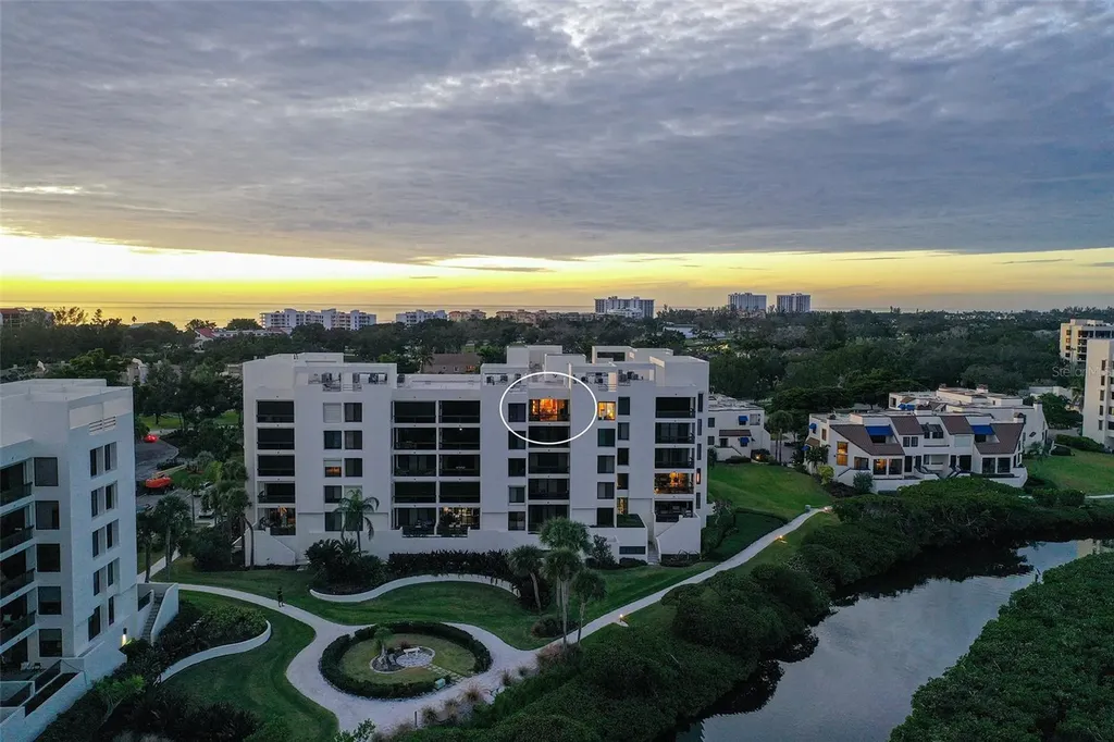 1932 Harbourside Drive Longboat Key FL 34228