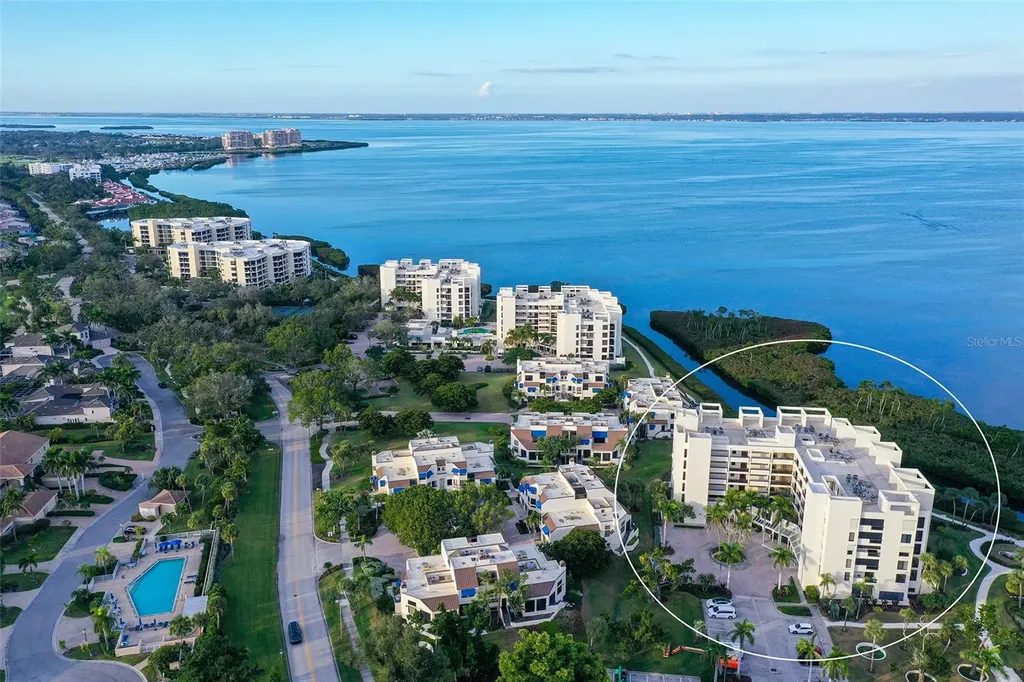 1932 Harbourside Drive Longboat Key FL 34228