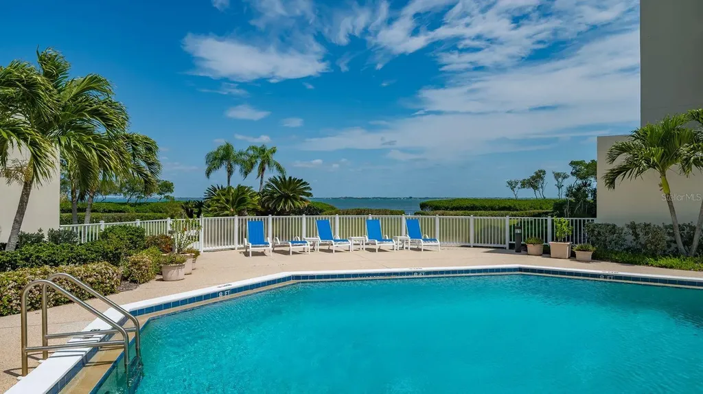 1932 Harbourside Drive Longboat Key FL 34228