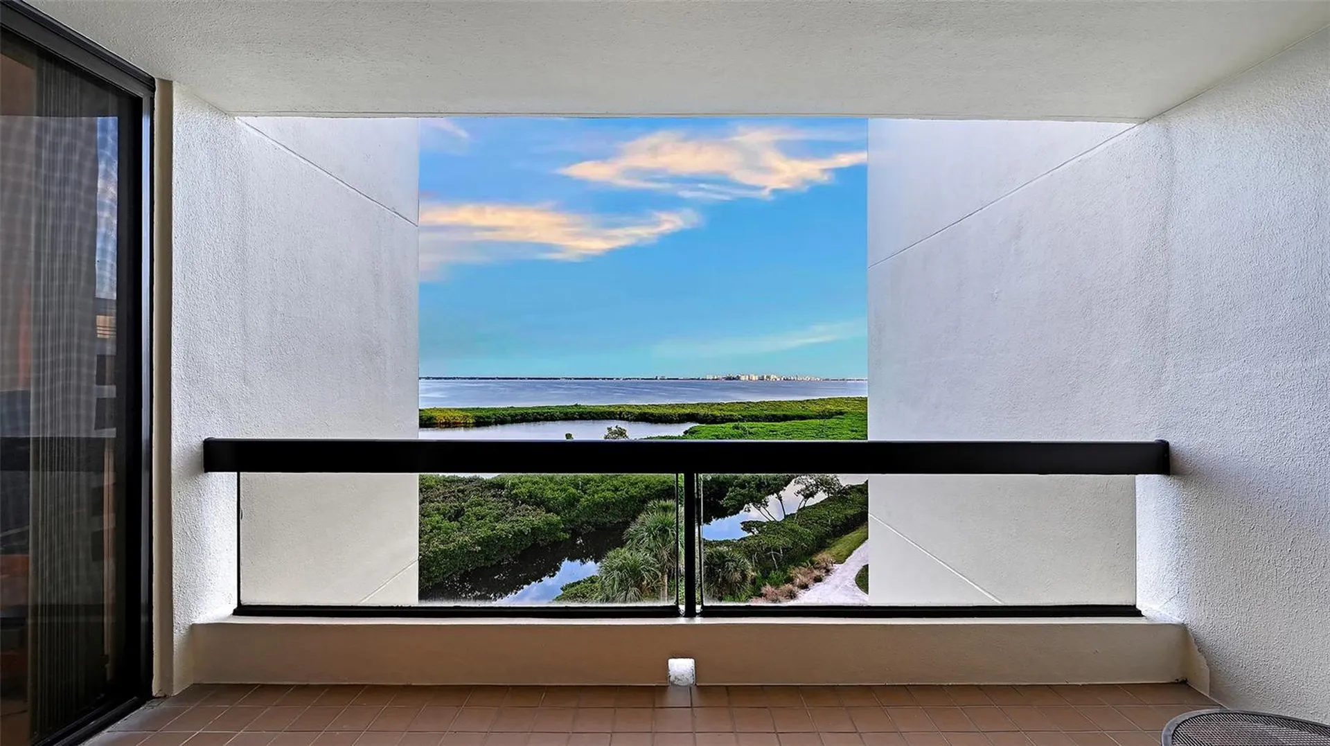 1932 Harbourside Drive Longboat Key FL 34228