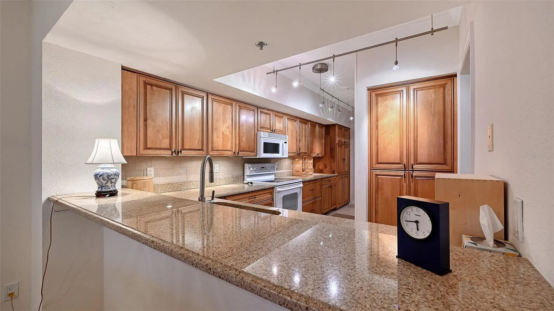 1932 Harbourside Drive Longboat Key FL 34228