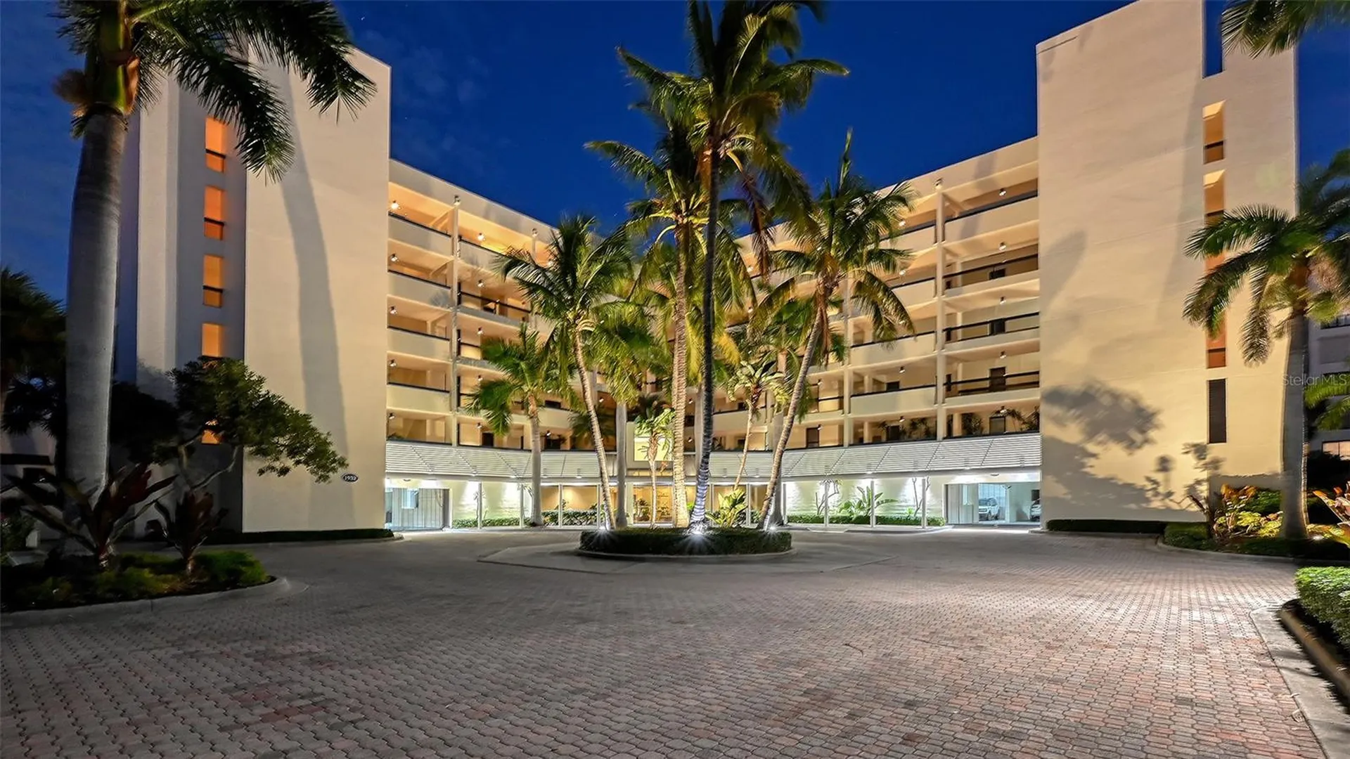 1932 Harbourside Drive Longboat Key FL 34228