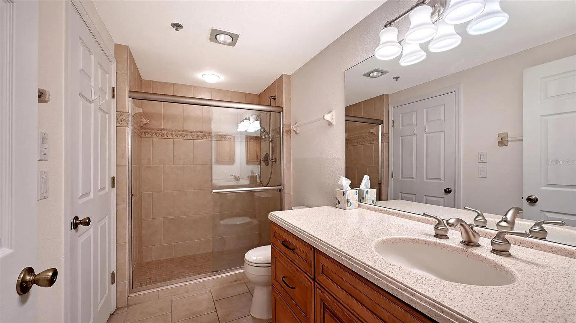 1932 Harbourside Drive Longboat Key FL 34228