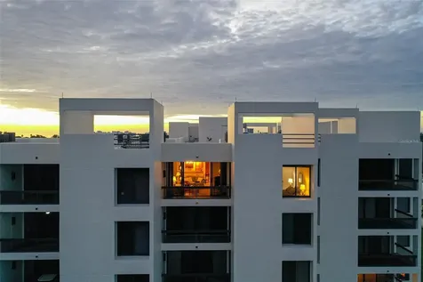 1932 Harbourside Drive Longboat Key FL 34228