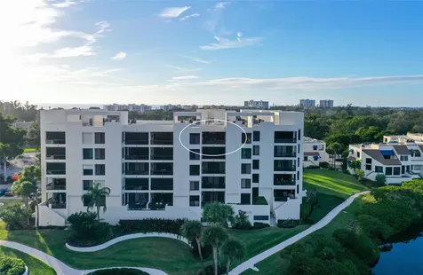 1932 Harbourside Drive Longboat Key FL 34228