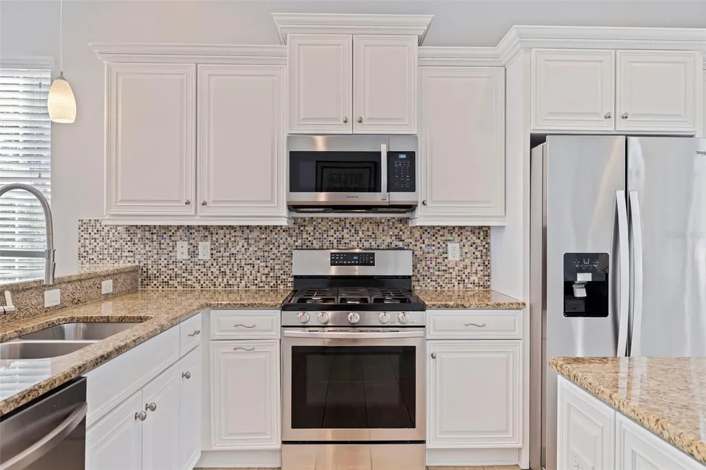 6101 Yeats Manor Drive Tampa FL 33616