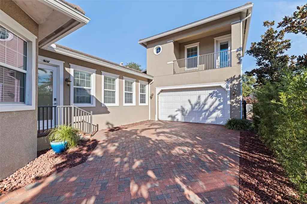 6101 Yeats Manor Drive Tampa FL 33616