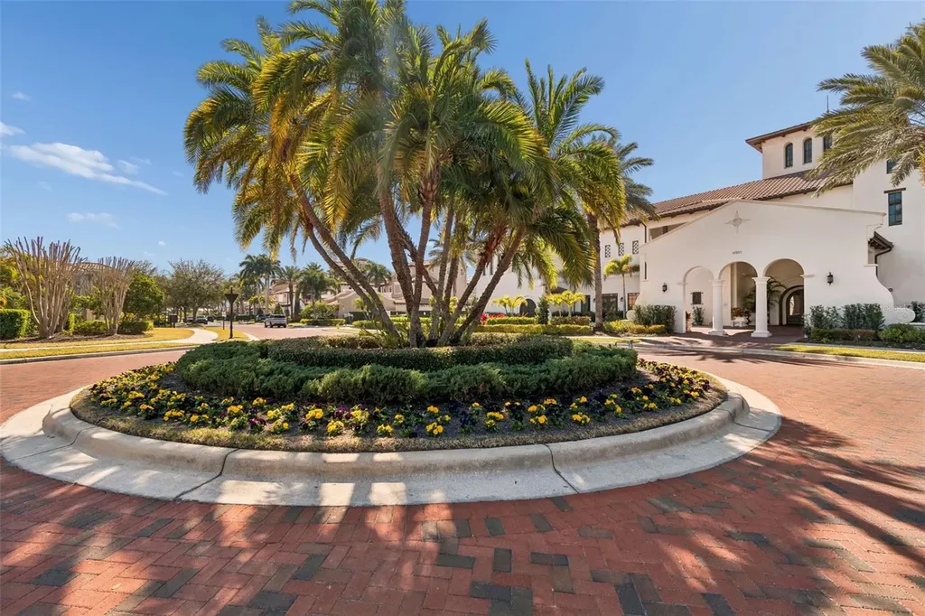 6101 Yeats Manor Drive Tampa FL 33616