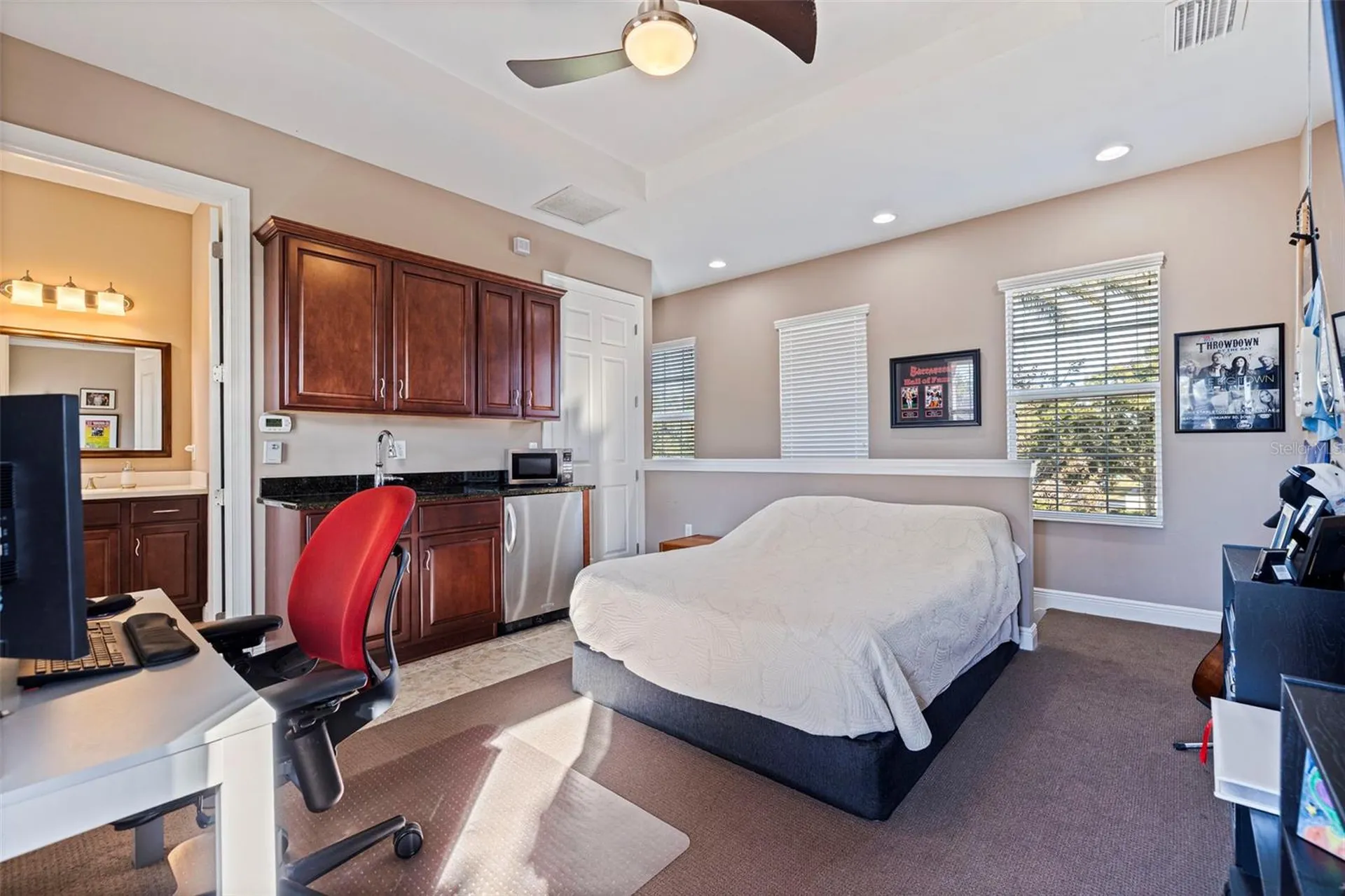 6101 Yeats Manor Drive Tampa FL 33616