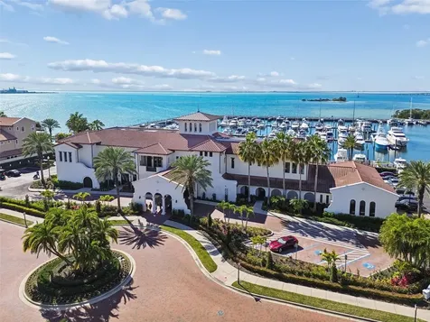 6101 Yeats Manor Drive Tampa FL 33616