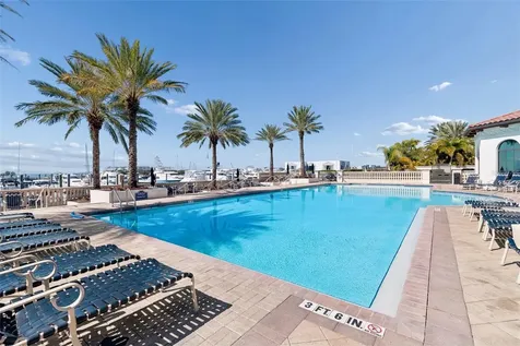 6101 Yeats Manor Drive Tampa FL 33616