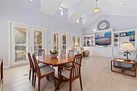 6101 Yeats Manor Drive Tampa FL 33616