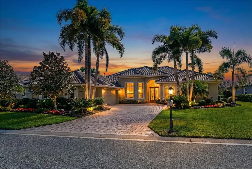 10908 Winding Stream Way Bradenton FL 34212
