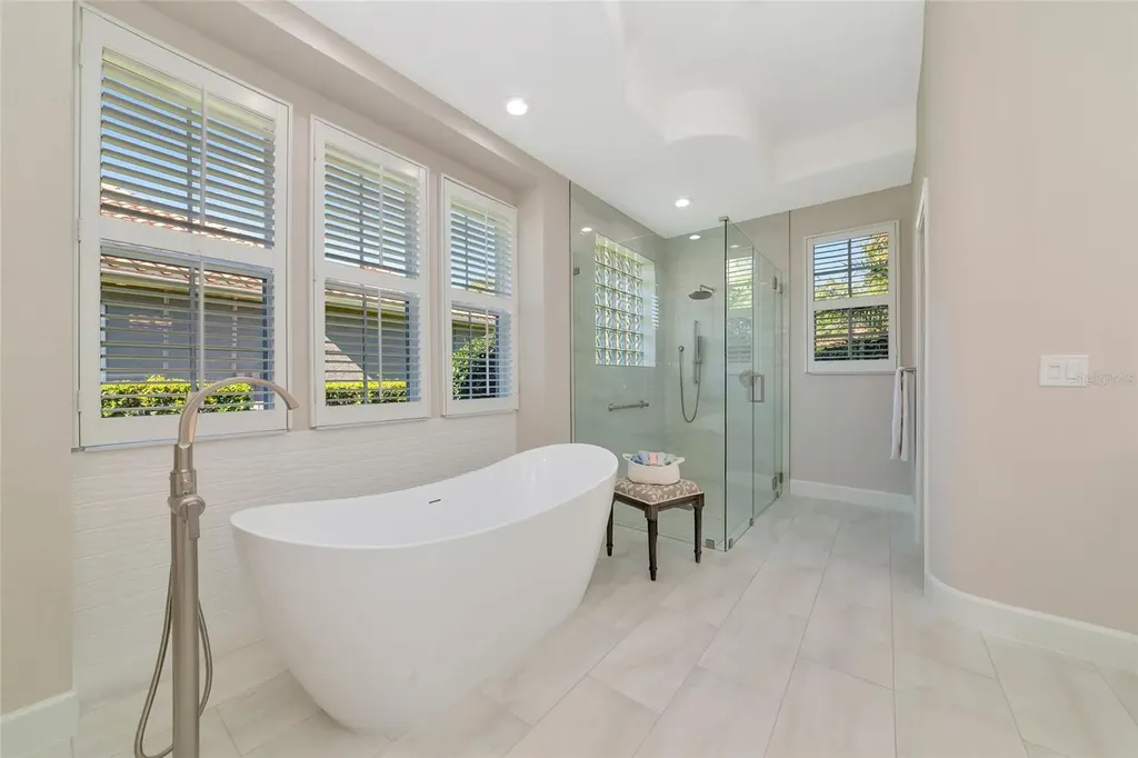 10908 Winding Stream Way Bradenton FL 34212