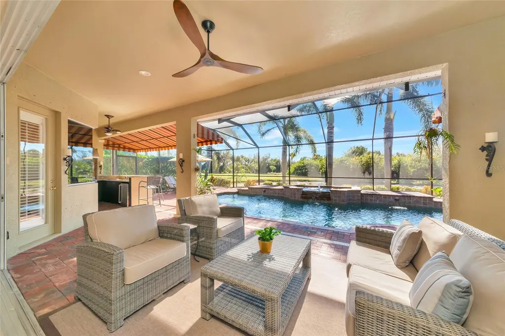 10908 Winding Stream Way Bradenton FL 34212