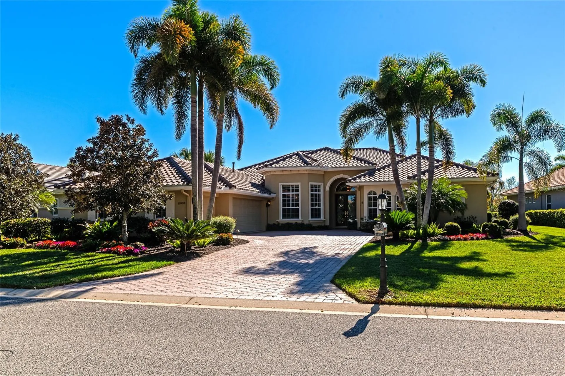 10908 Winding Stream Way Bradenton FL 34212