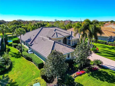 10908 Winding Stream Way Bradenton FL 34212