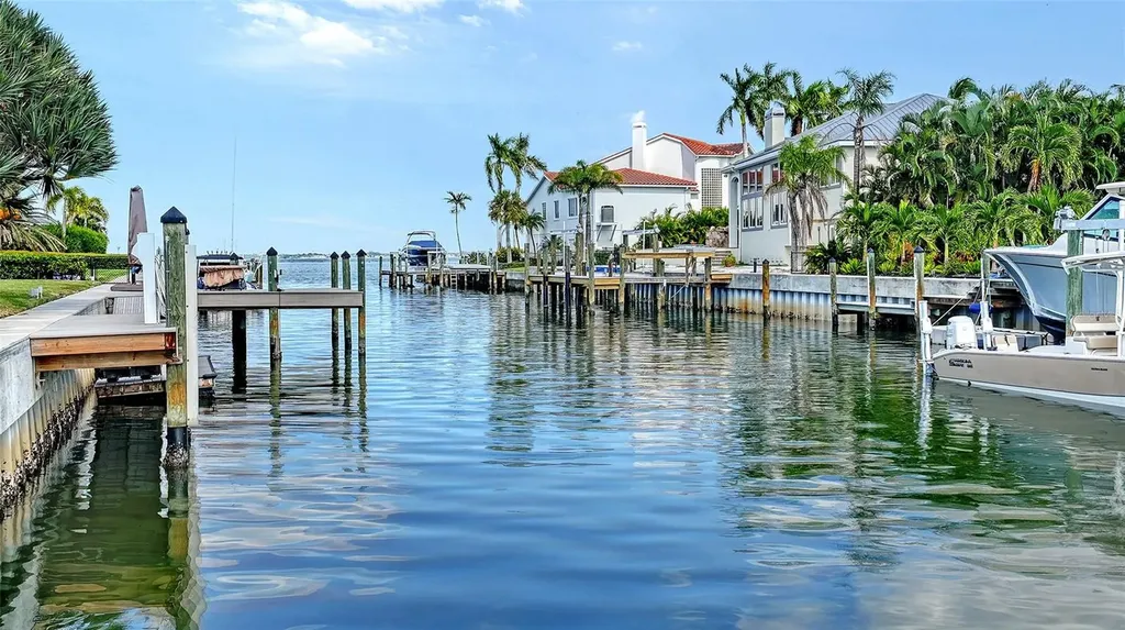 524 Ketch Lane Longboat Key FL 34228