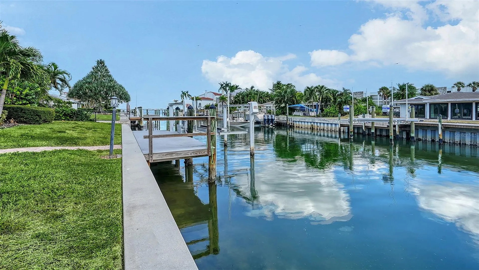 524 Ketch Lane Longboat Key FL 34228