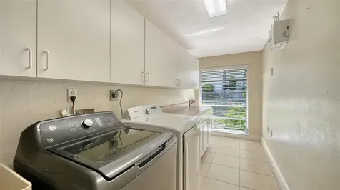524 Ketch Lane Longboat Key FL 34228