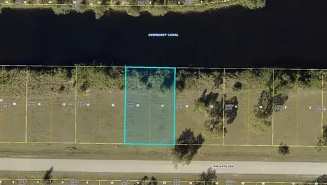 3617 NW 44th Terrace Cape Coral FL 33993