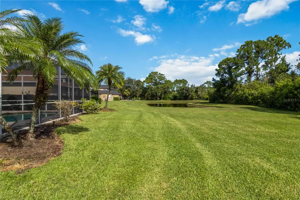 343 Londonderry Drive Sarasota FL 34240