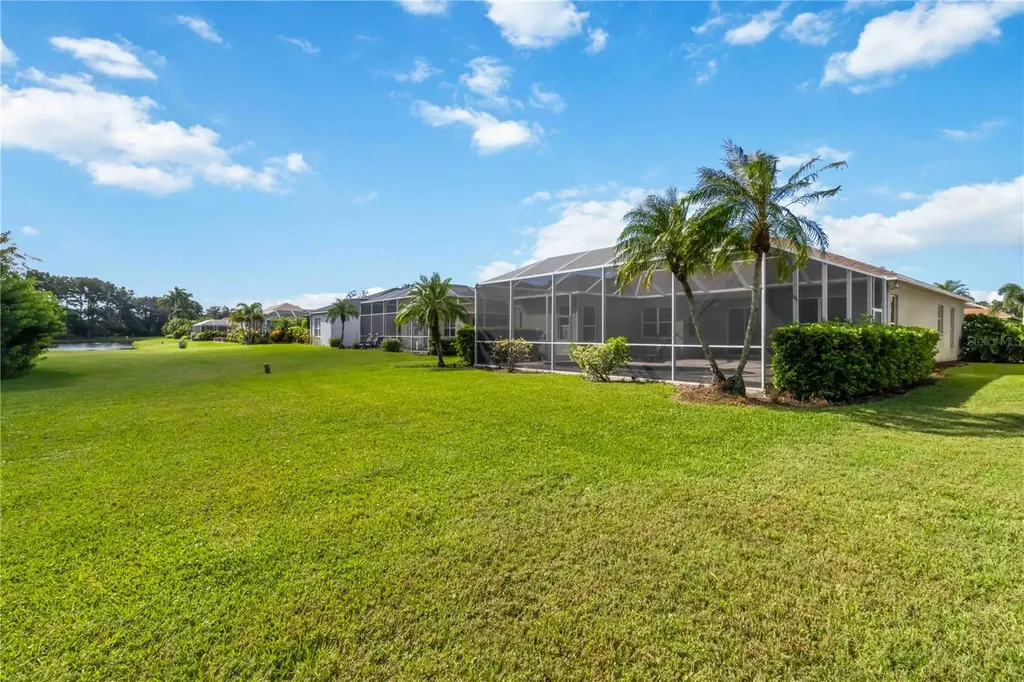 343 Londonderry Drive Sarasota FL 34240