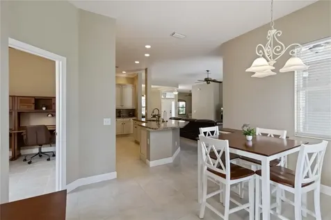 343 Londonderry Drive Sarasota FL 34240