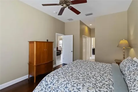 343 Londonderry Drive Sarasota FL 34240