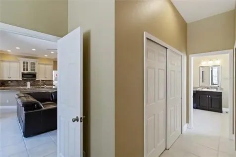 343 Londonderry Drive Sarasota FL 34240
