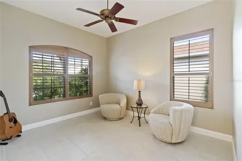 343 Londonderry Drive Sarasota FL 34240