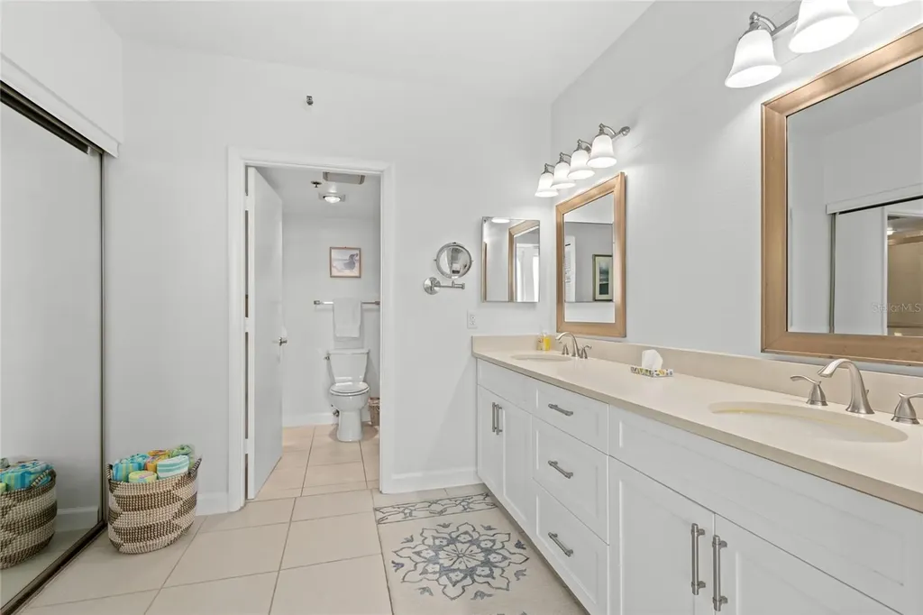 1065 Gulf Of Mexico Drive Longboat Key FL 34228
