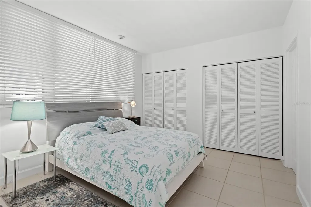 1065 Gulf Of Mexico Drive Longboat Key FL 34228