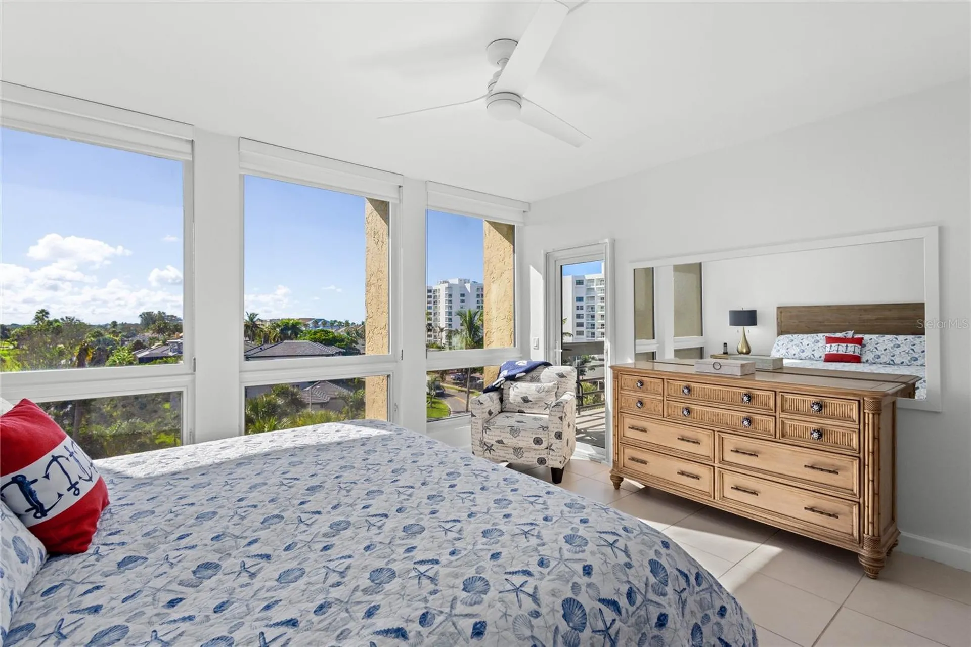 1065 Gulf Of Mexico Drive Longboat Key FL 34228
