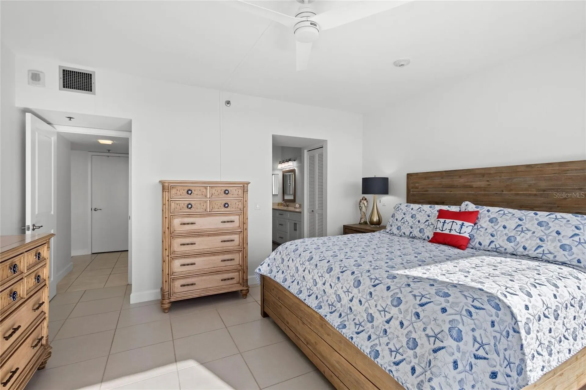 1065 Gulf Of Mexico Drive Longboat Key FL 34228